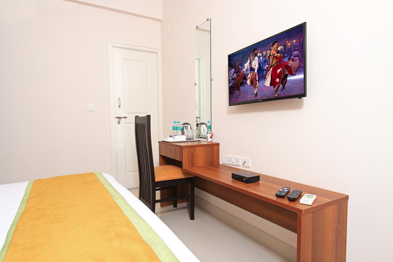 Arra Suites Devanahalli Exterior foto
